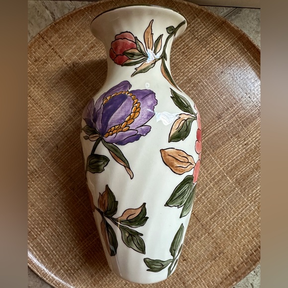 10” Vintage Gen France “Les Grandes Fleurs de Gien” vase